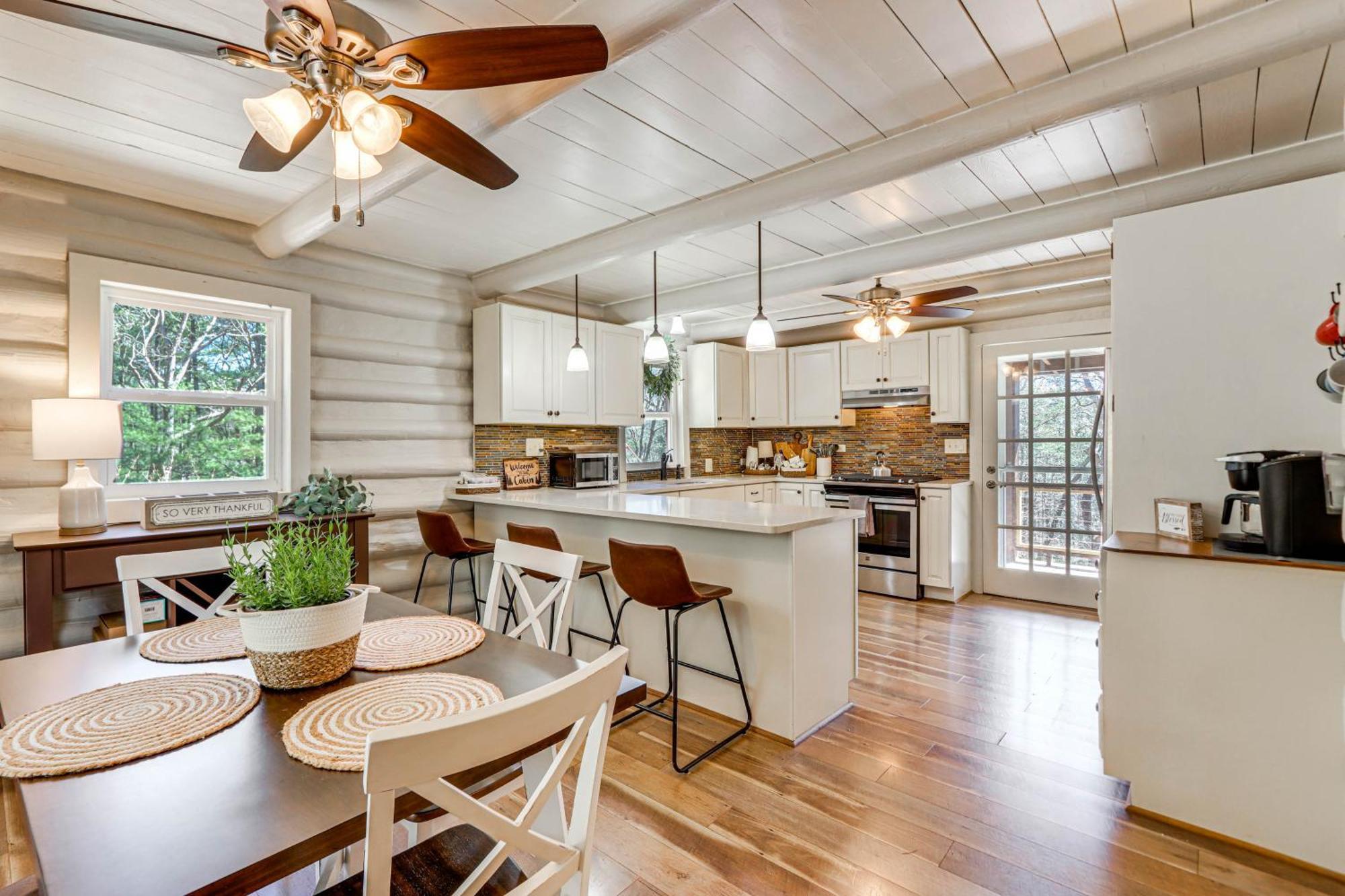 Dog-Friendly Hiawassee Cabin With Decks And Fire Pit! Zewnętrze zdjęcie