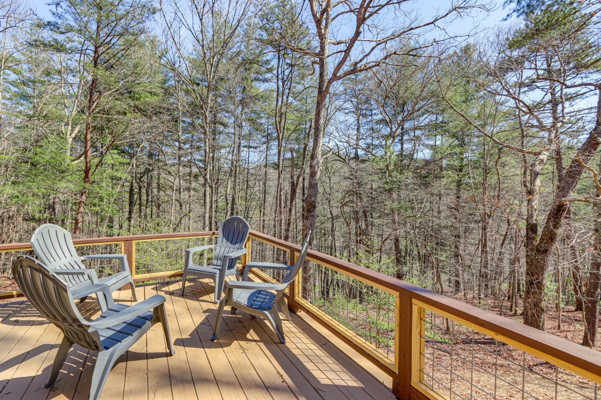 Dog-Friendly Hiawassee Cabin With Decks And Fire Pit! Zewnętrze zdjęcie